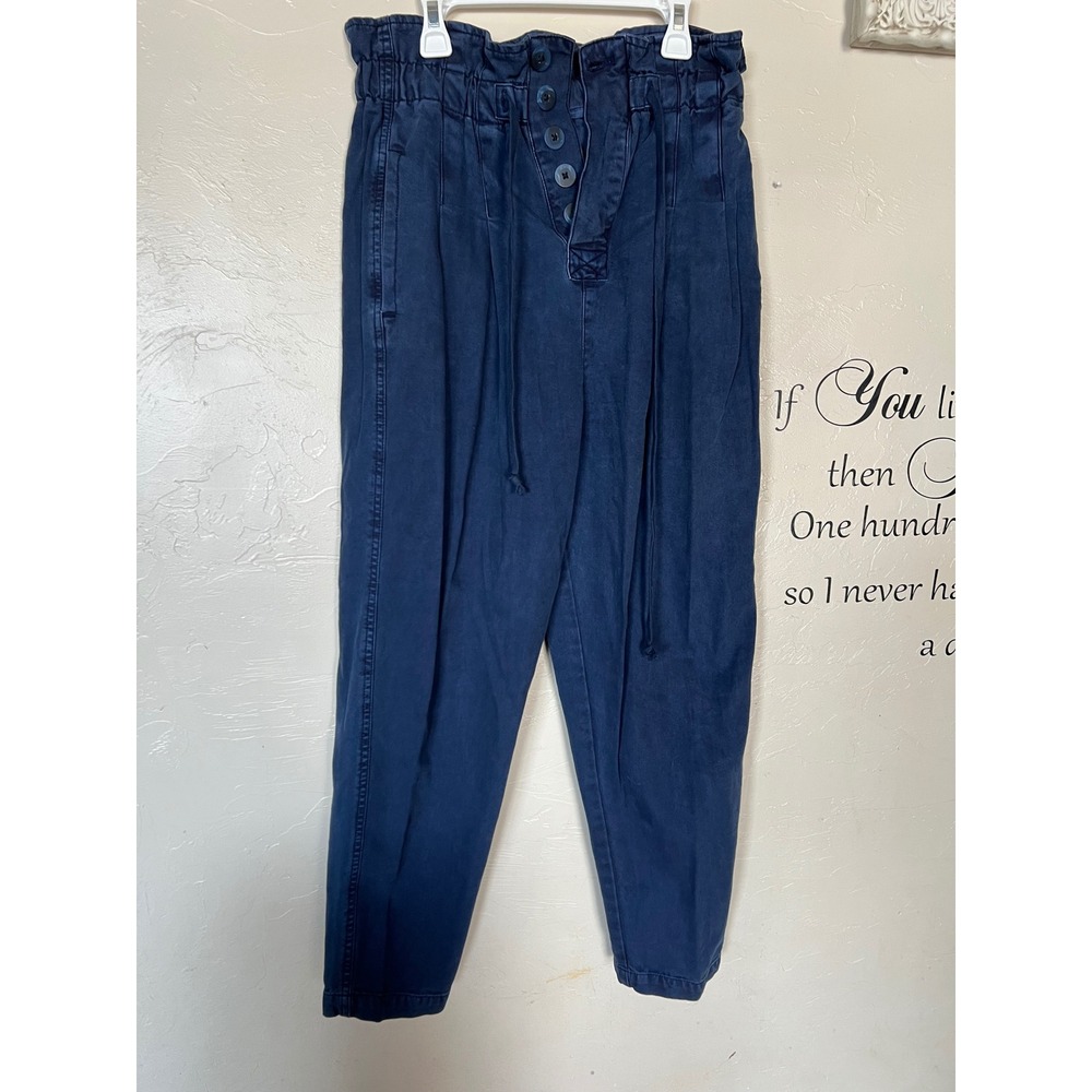 Free People Navy Blue Paperbag Waist Tapered Pants Button Fly XS OB1064030